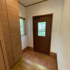 (玄関)