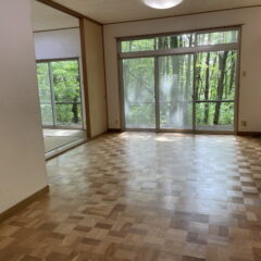 (居間)